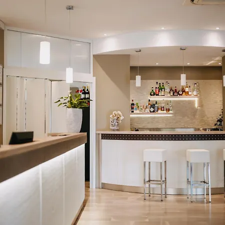 Lalla Beauty & Relax Готель